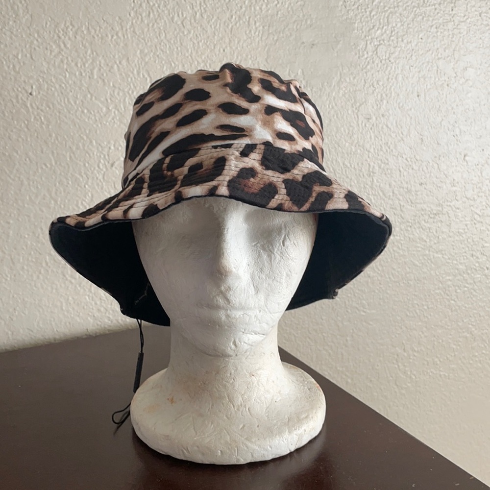 Leopard/cheetah print bucket hat